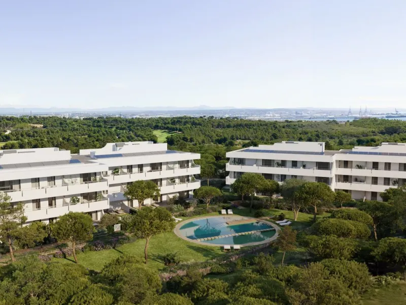 Exclusive gated premium residential complex by the sea, within a golf club on the Costa Dorada coast