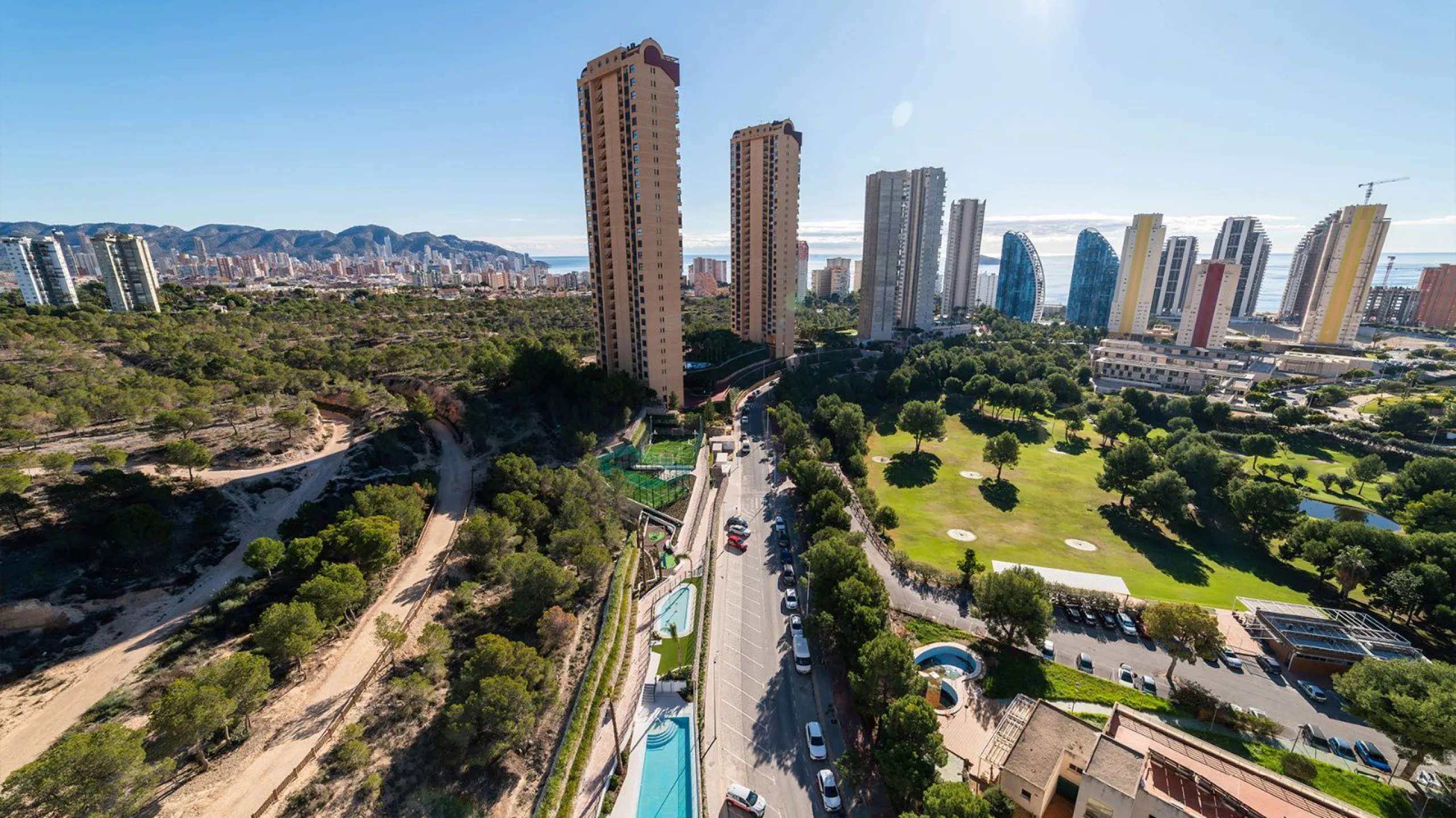 Spectacular Modern Apartments with Sea and Golf Course Views in Benidorm, Alicante