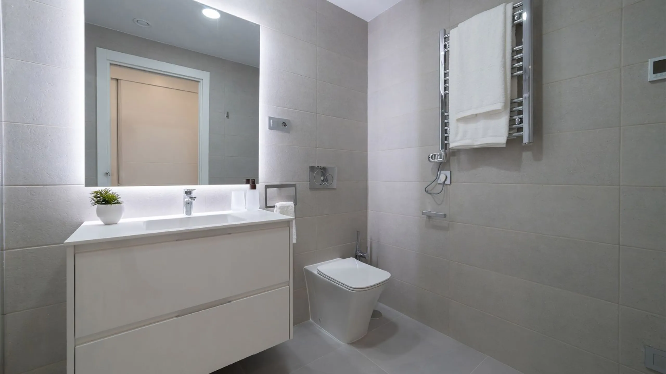 Spectacular Modern Apartments with Sea and Golf Course Views in Benidorm, Alicante