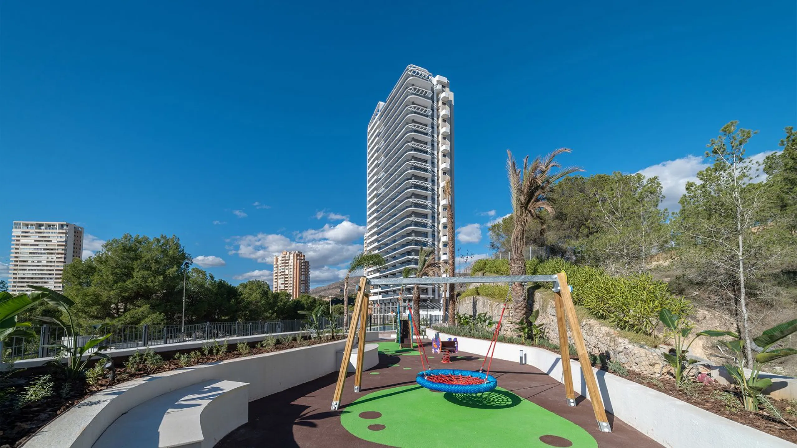 Spectacular Modern Apartments with Sea and Golf Course Views in Benidorm, Alicante