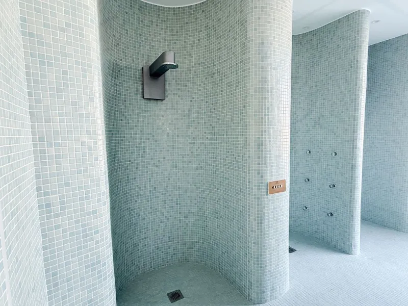 Moderne Wohnungen in einer natürlichen Umgebung zwischen Lagunen in Torrevieja, Alicante