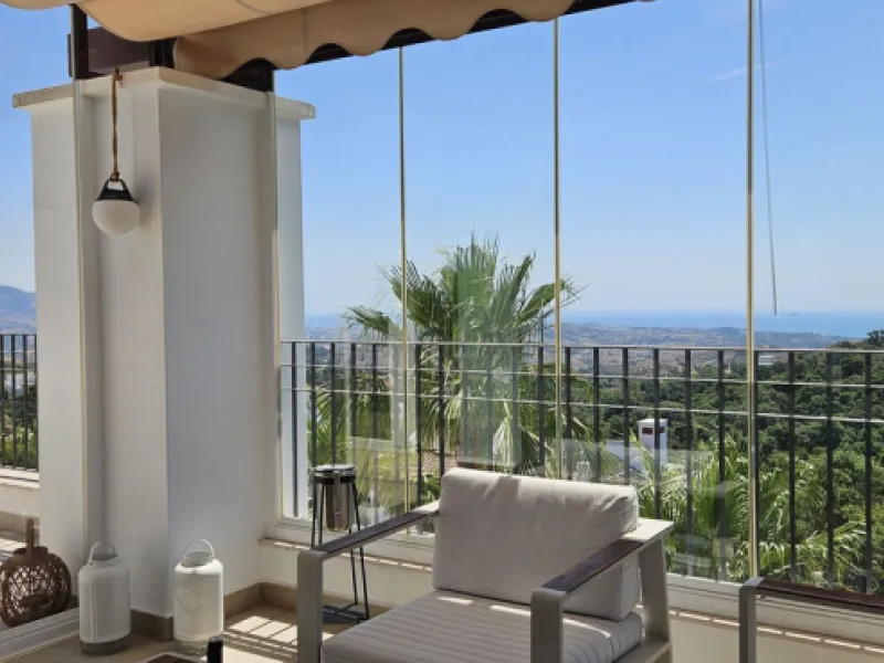 Apartment - Penthouse в продаже в Marbella, Málaga. В доме 3 спален и 2 ванных комнат. Площадь дома 114 м²