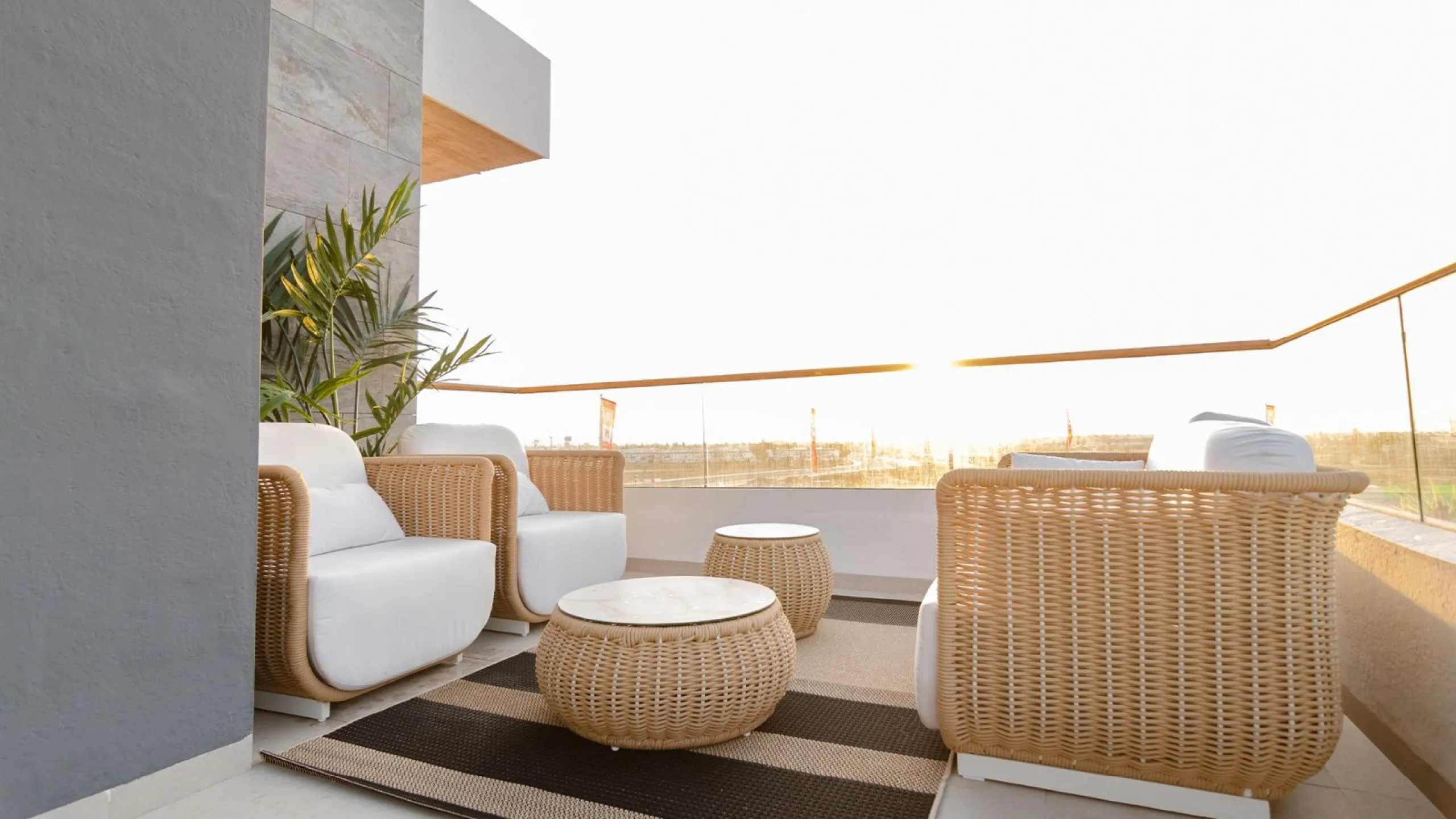 Moderne Wohnungen in einer natürlichen Umgebung zwischen Lagunen in Torrevieja, Alicante
