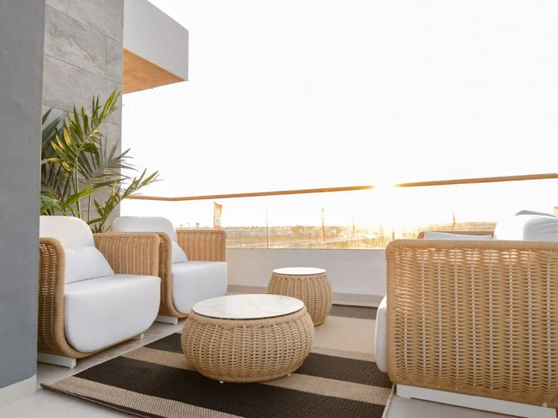 Moderne Wohnungen in einer natürlichen Umgebung zwischen Lagunen in Torrevieja, Alicante