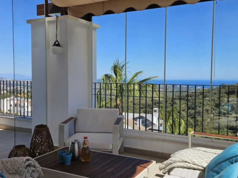 Apartment - Penthouse в продаже в Marbella, Málaga. В доме 3 спален и 2 ванных комнат. Площадь дома 114 м²
