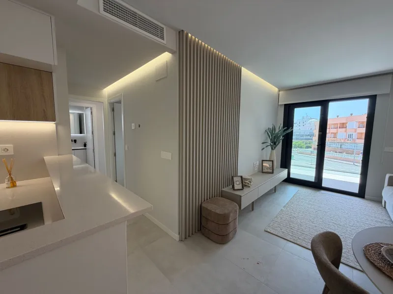 Reihenhaus mit privatem Garten und Dachterrasse in Vergel, Alicante