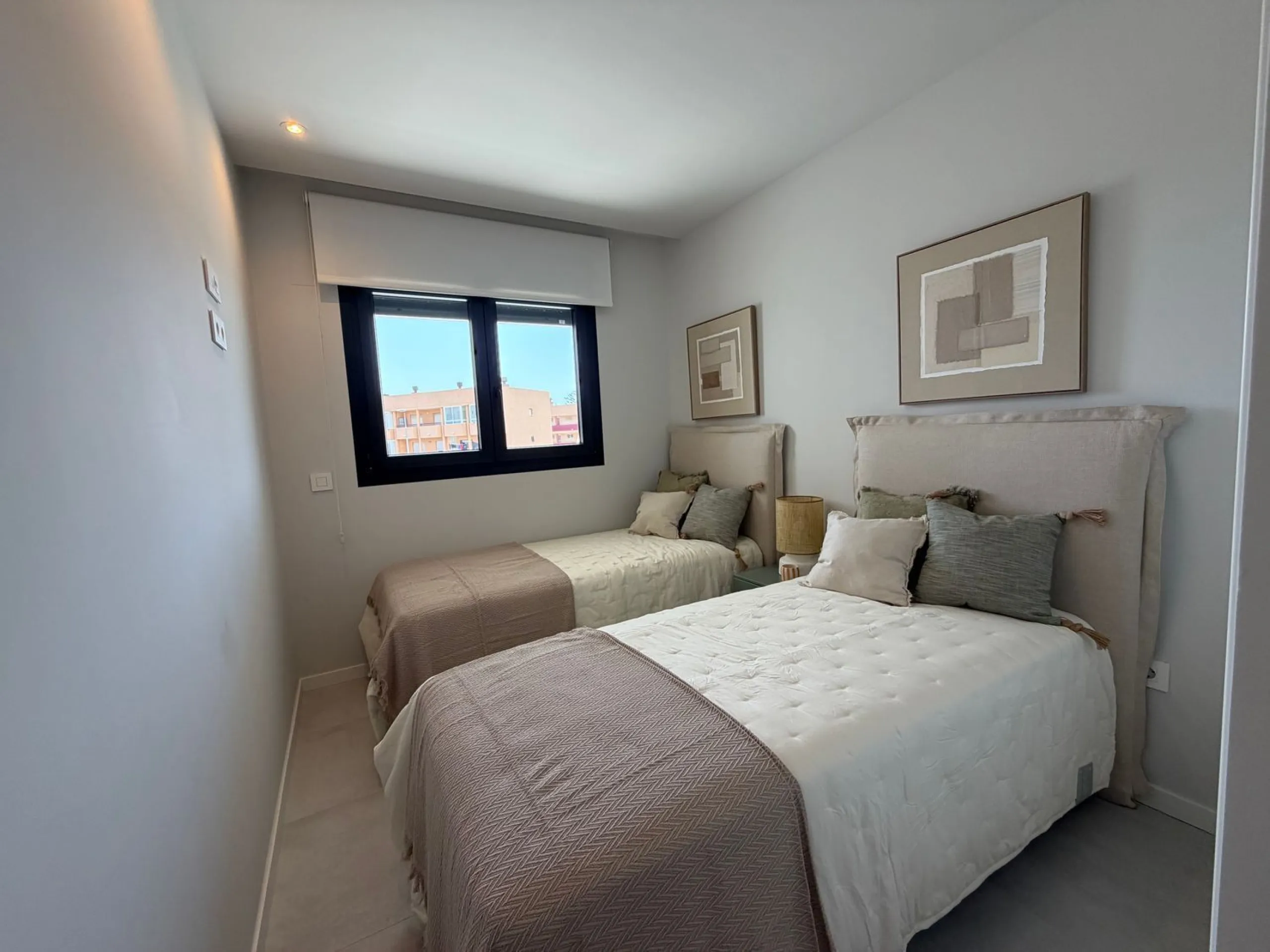 Reihenhaus mit privatem Garten und Dachterrasse in Vergel, Alicante