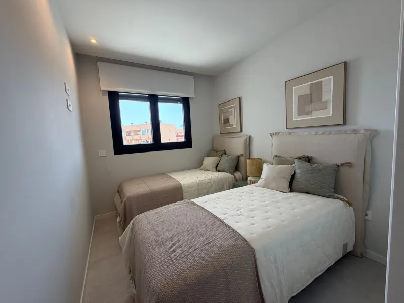 Reihenhaus mit privatem Garten und Dachterrasse in Vergel, Alicante