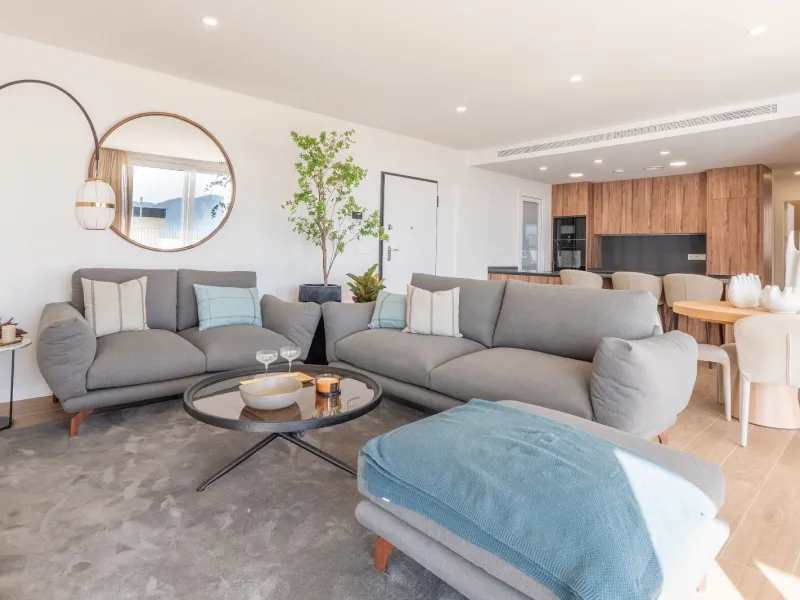 Exclusivo conjunto de villas con vistas panorámicas en Polop, Alicante