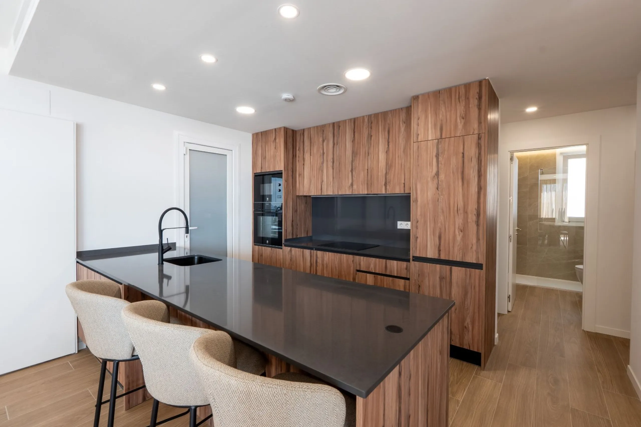 Exclusivo conjunto de villas con vistas panorámicas en Polop, Alicante