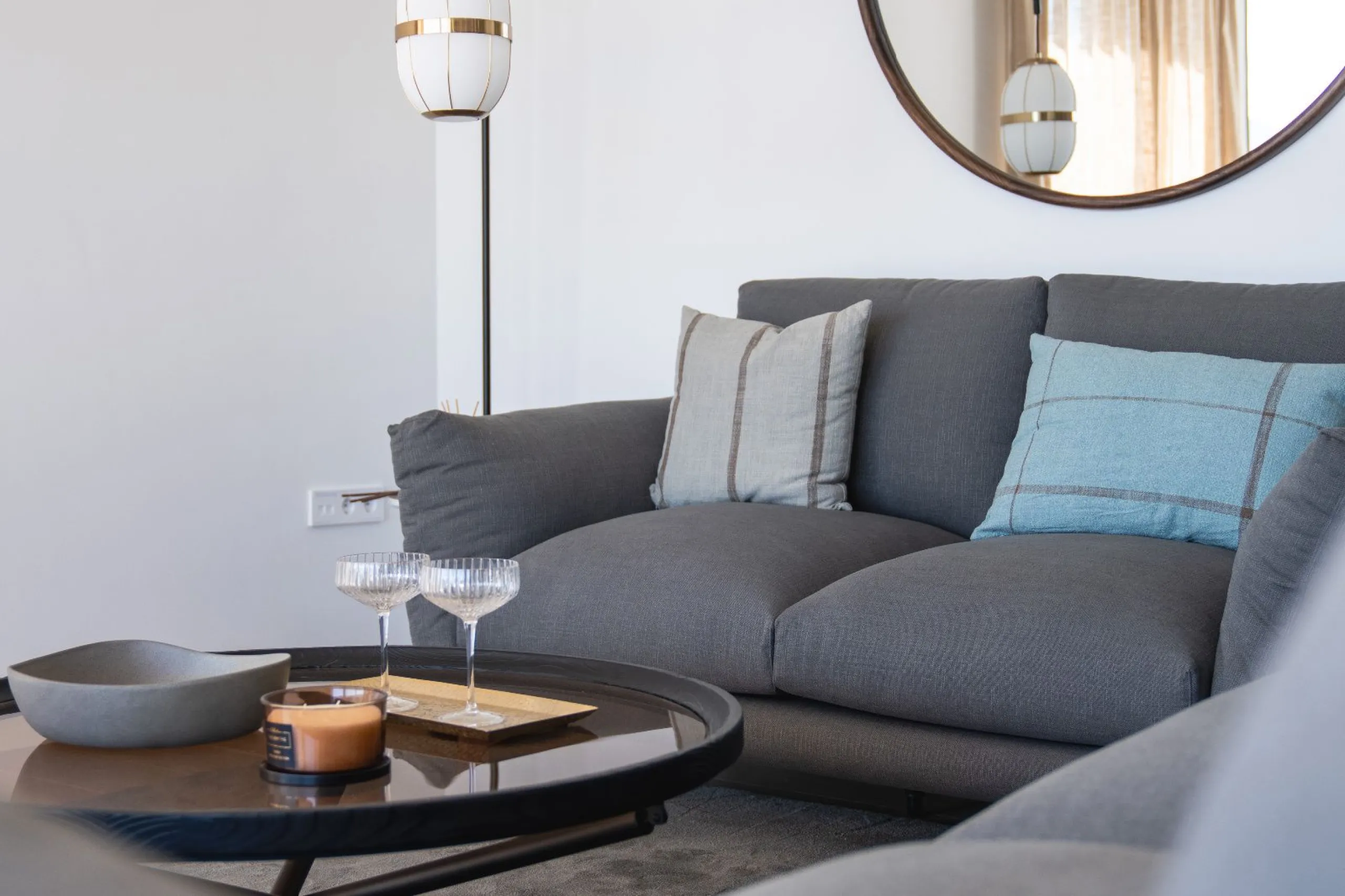 Exclusivo conjunto de villas con vistas panorámicas en Polop, Alicante