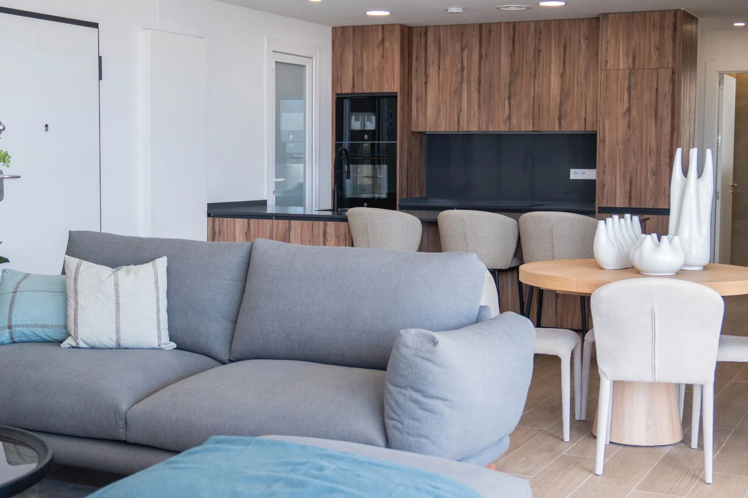 Exclusivo conjunto de villas con vistas panorámicas en Polop, Alicante