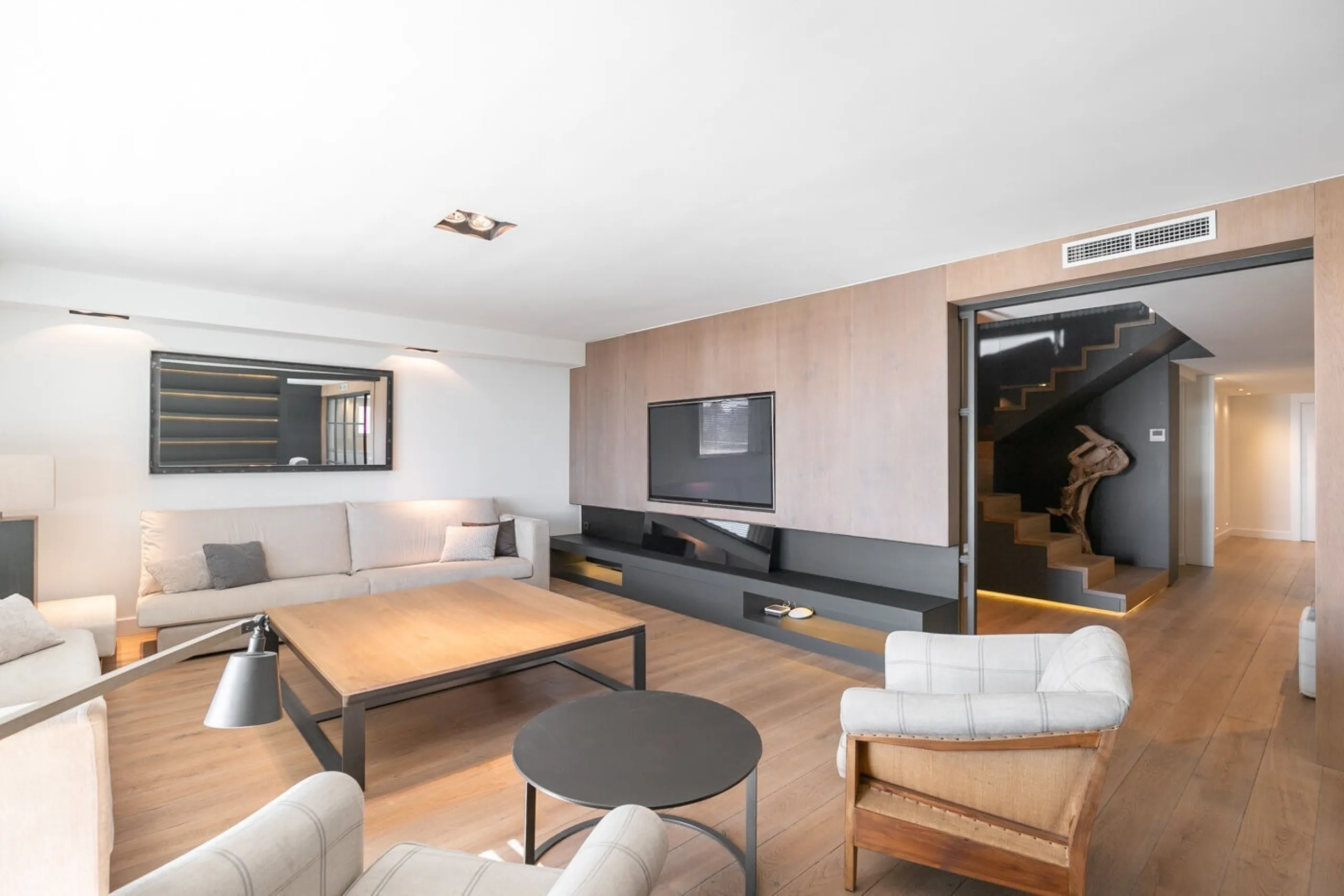 Designer Duplex Penthouse with Panoramic Views and Terraces in Les Tres Torres, Barcelona