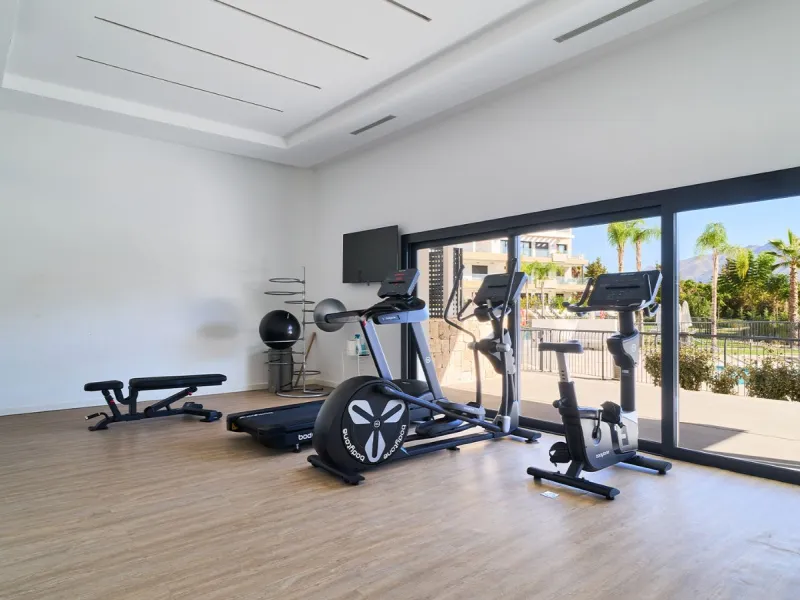 Moderno apartamento en el Triángulo de Oro de la Costa del Sol en Estepona, Málaga