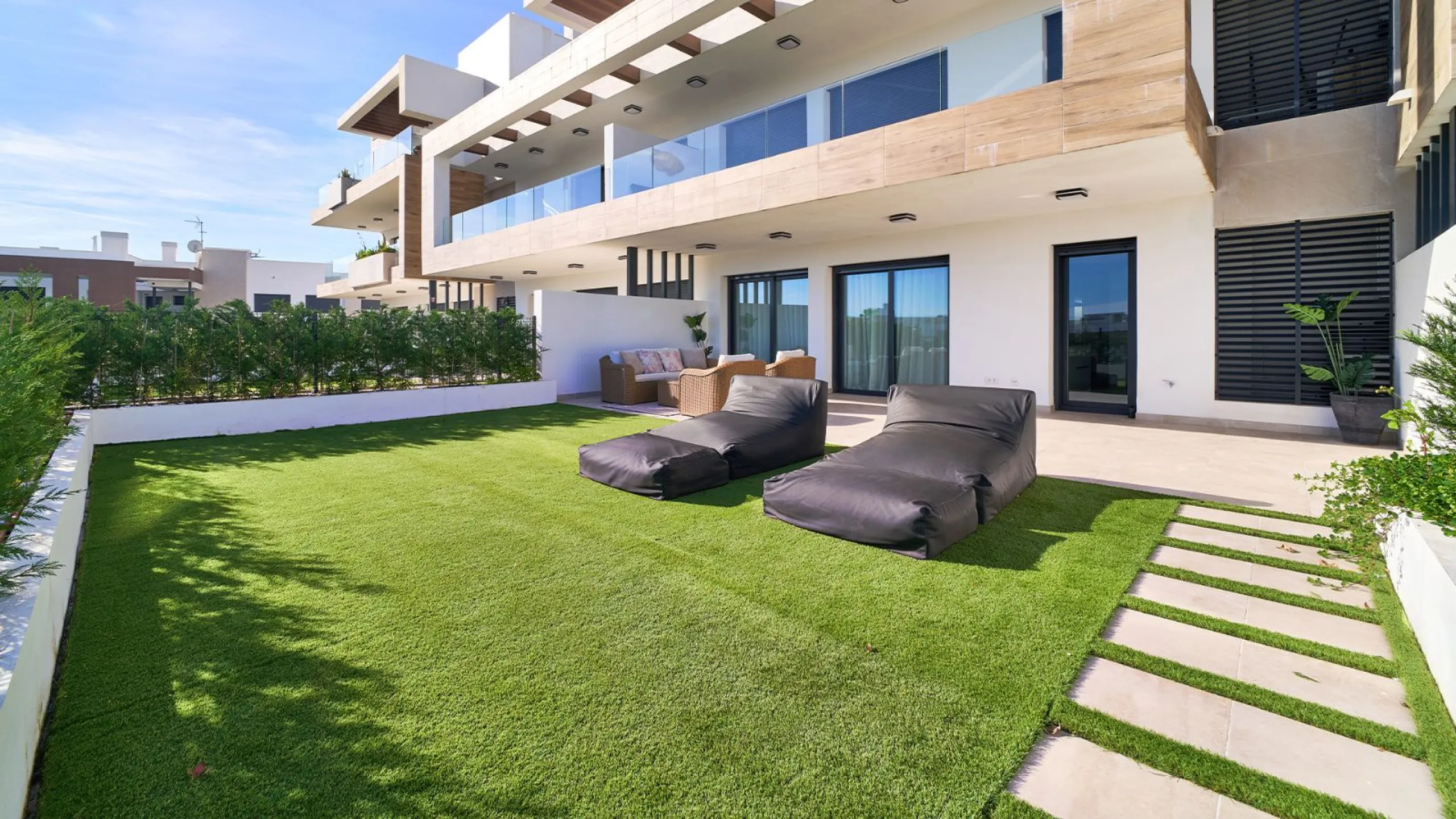 Moderno apartamento en el Triángulo de Oro de la Costa del Sol en Estepona, Málaga