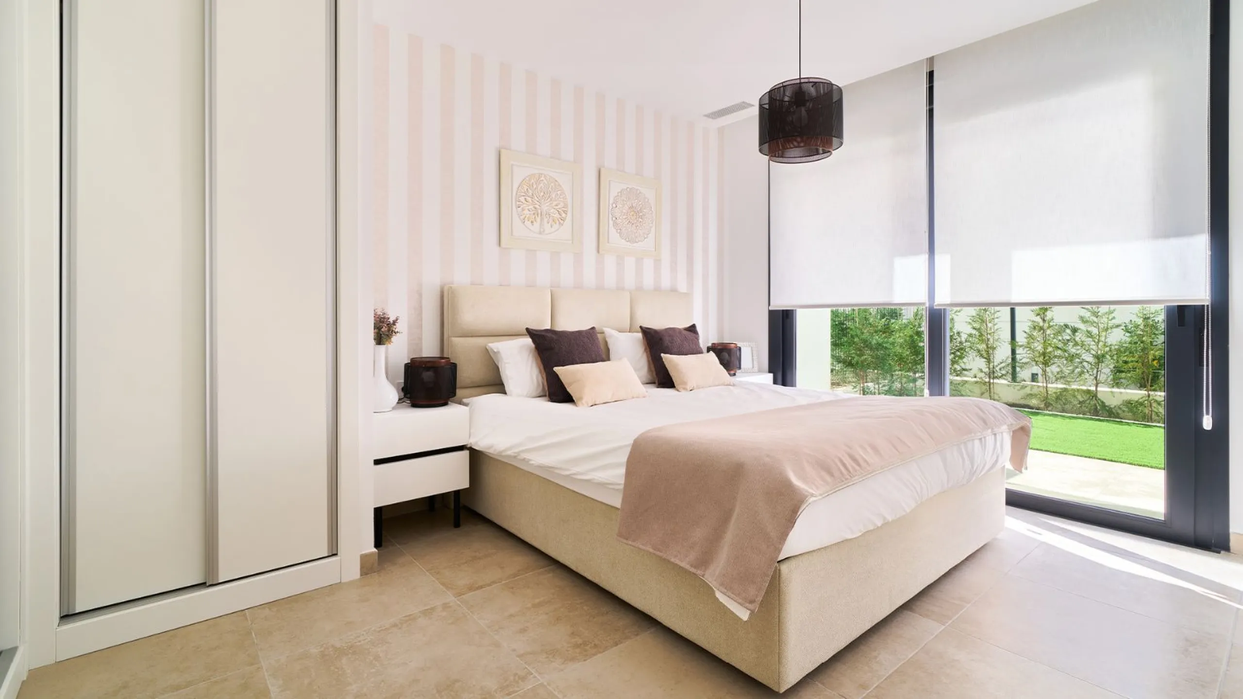 Moderno apartamento en el Triángulo de Oro de la Costa del Sol en Estepona, Málaga