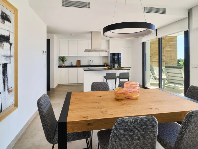 Moderno apartamento en el Triángulo de Oro de la Costa del Sol en Estepona, Málaga