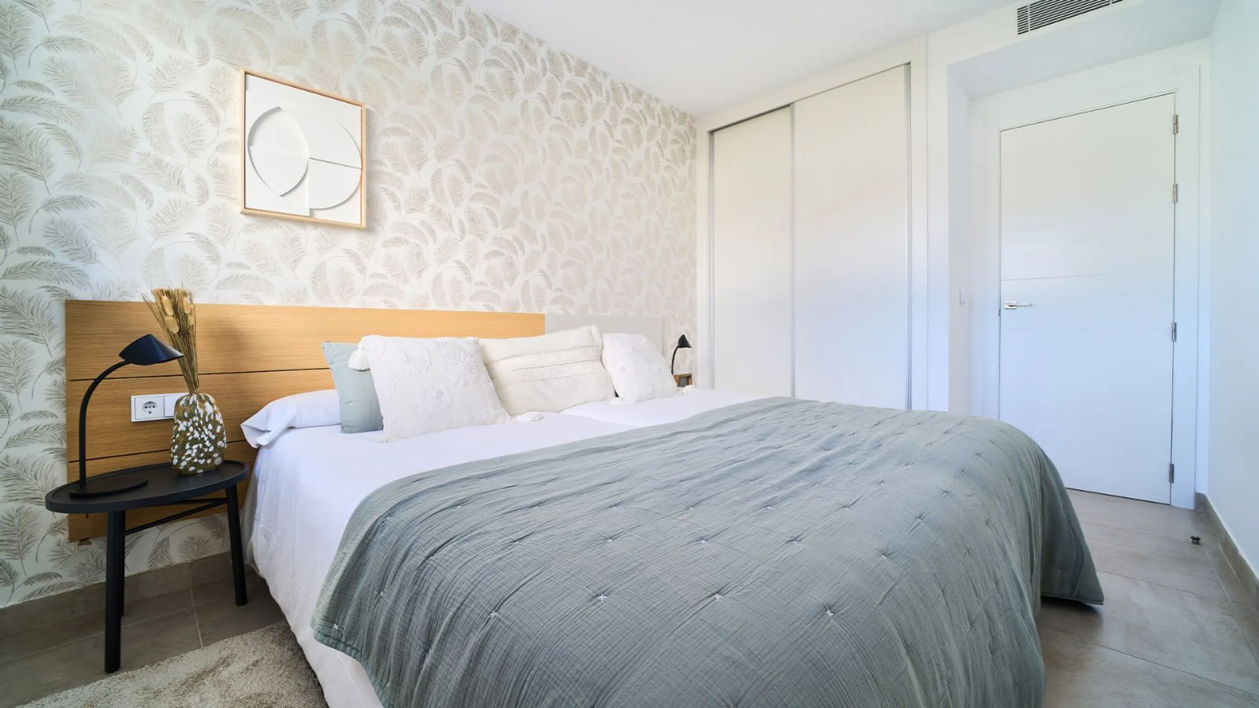 Moderno apartamento en el Triángulo de Oro de la Costa del Sol en Estepona, Málaga