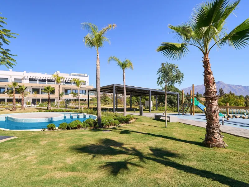 Moderno apartamento en el Triángulo de Oro de la Costa del Sol en Estepona, Málaga
