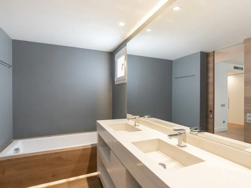 Designer Duplex Penthouse with Panoramic Views and Terraces in Les Tres Torres, Barcelona