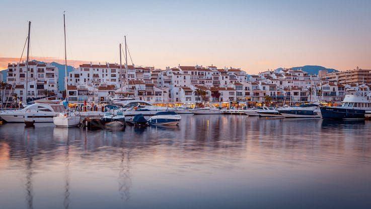 Immobilien in Puerto Banús, Marbella: Leitfaden für internationale Käufer