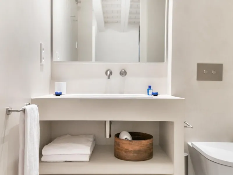 Luxury Furnished 2-Bedroom Apartment in the Gothic Quarter, Barcelona