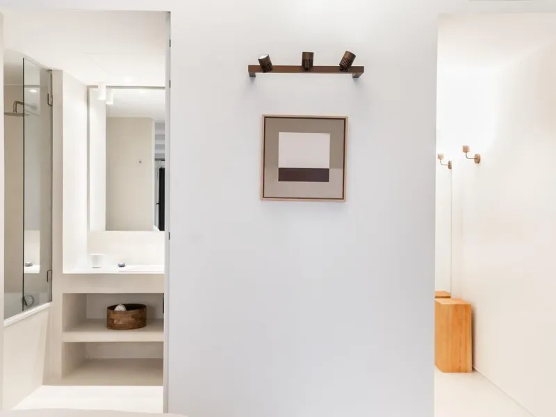 Luxury Furnished 2-Bedroom Apartment in the Gothic Quarter, Barcelona
