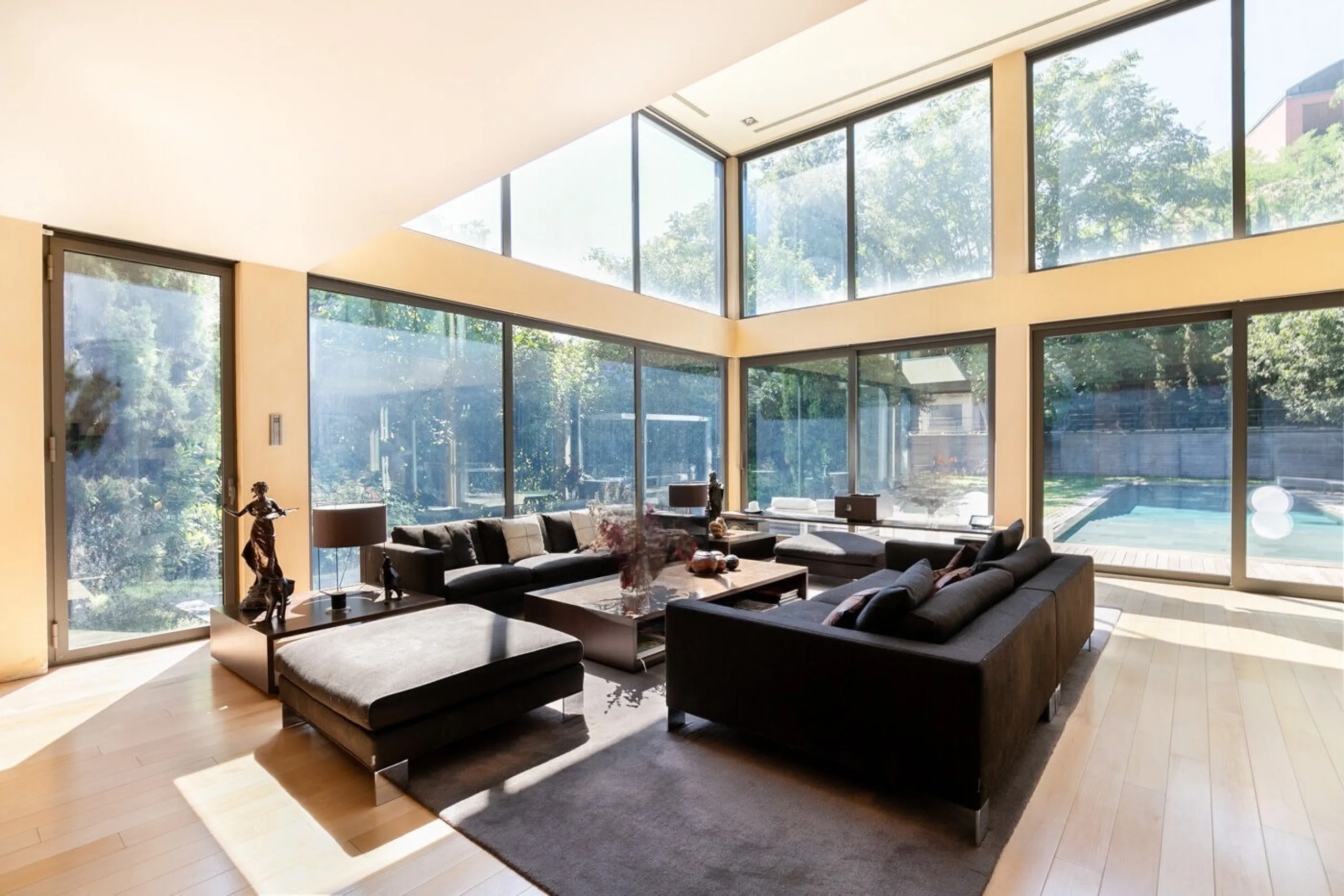 Detached House with Garden, Pool and Garage in Sant Gervasi – La Bonanova, Barcelona