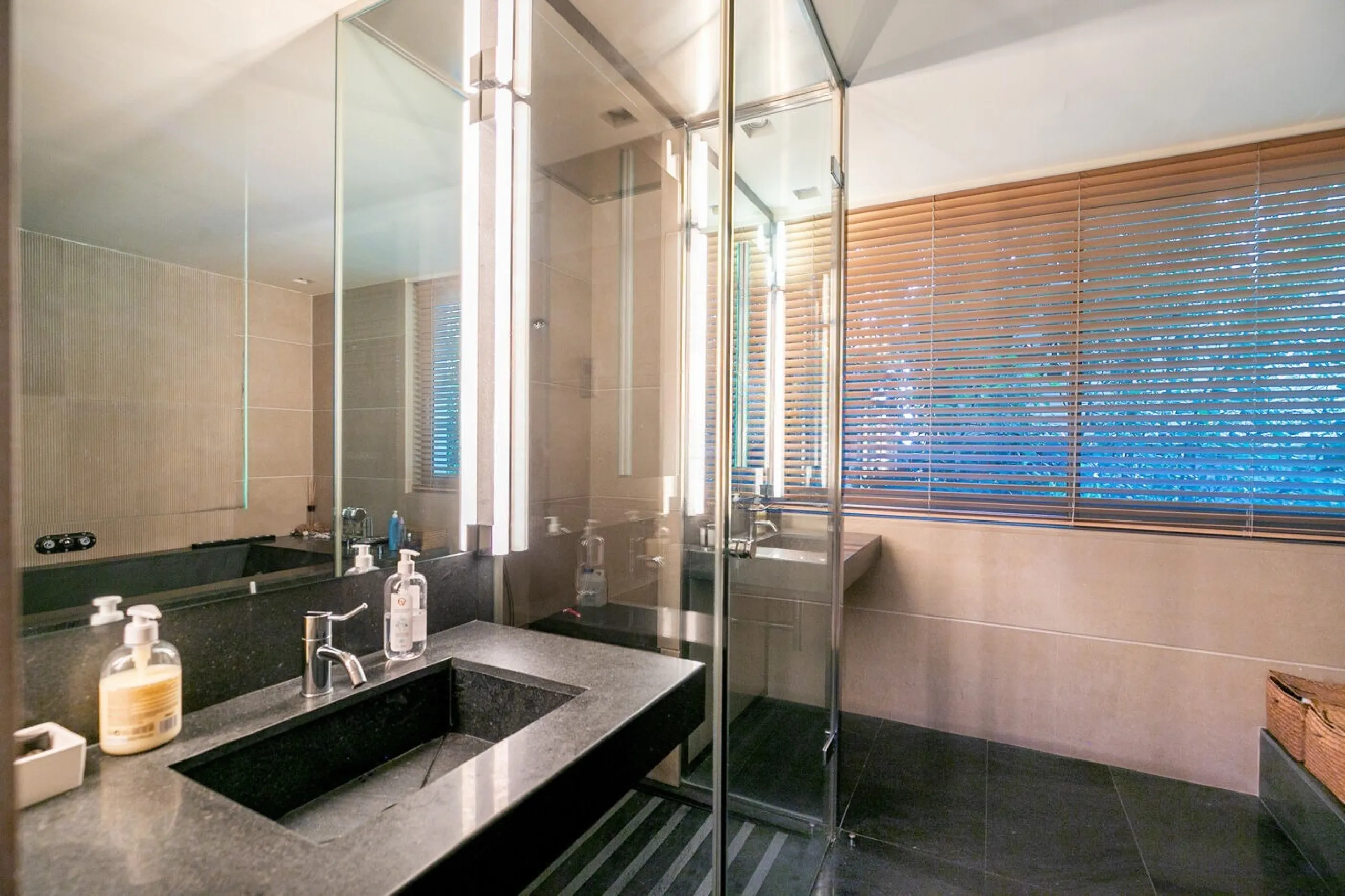 Detached House with Garden, Pool and Garage in Sant Gervasi – La Bonanova, Barcelona