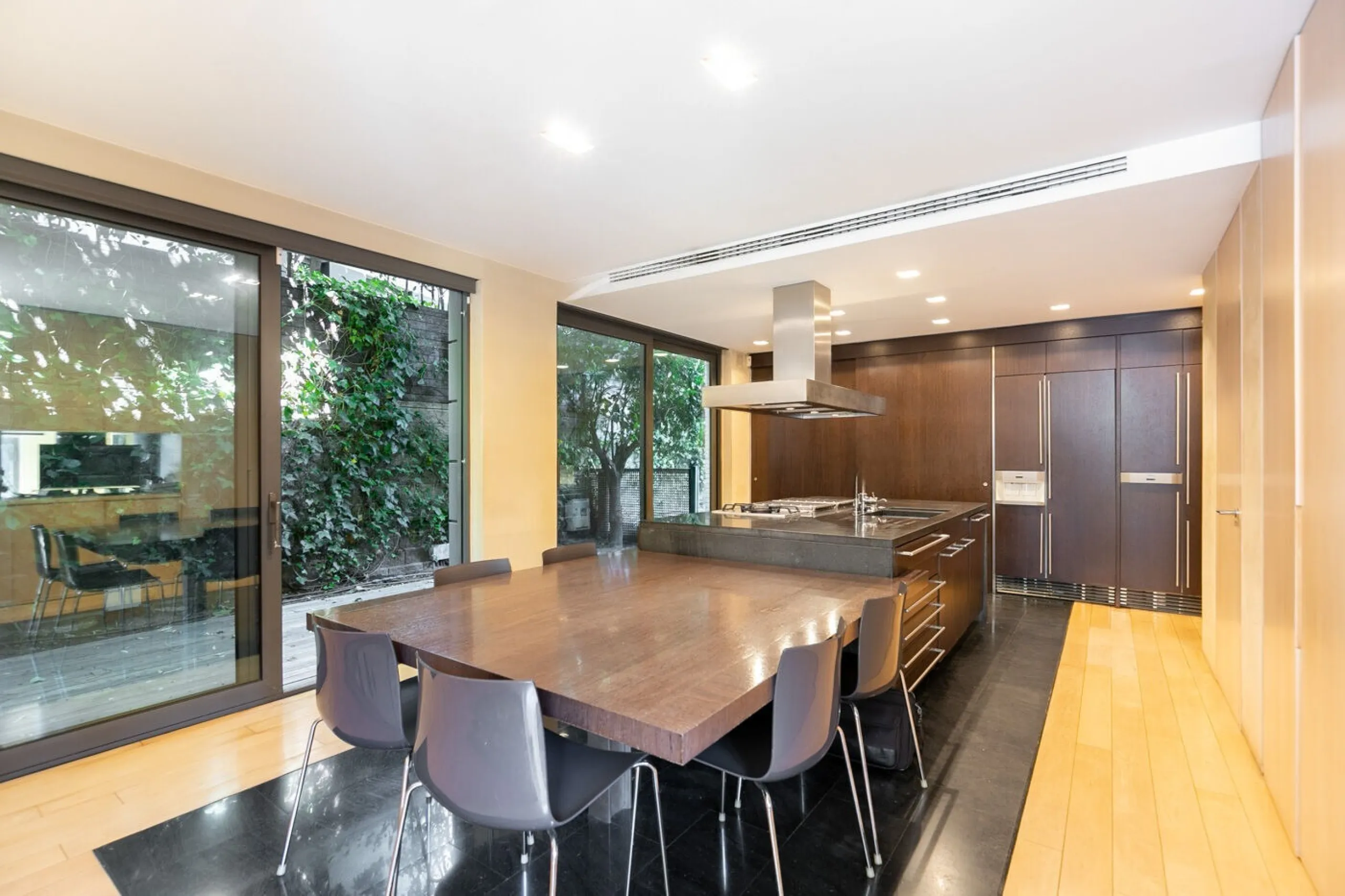 Detached House with Garden, Pool and Garage in Sant Gervasi – La Bonanova, Barcelona