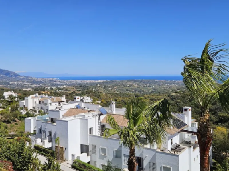 Apartment - Penthouse в продаже в Marbella, Málaga. В доме 3 спален и 2 ванных комнат. Площадь дома 114 м²