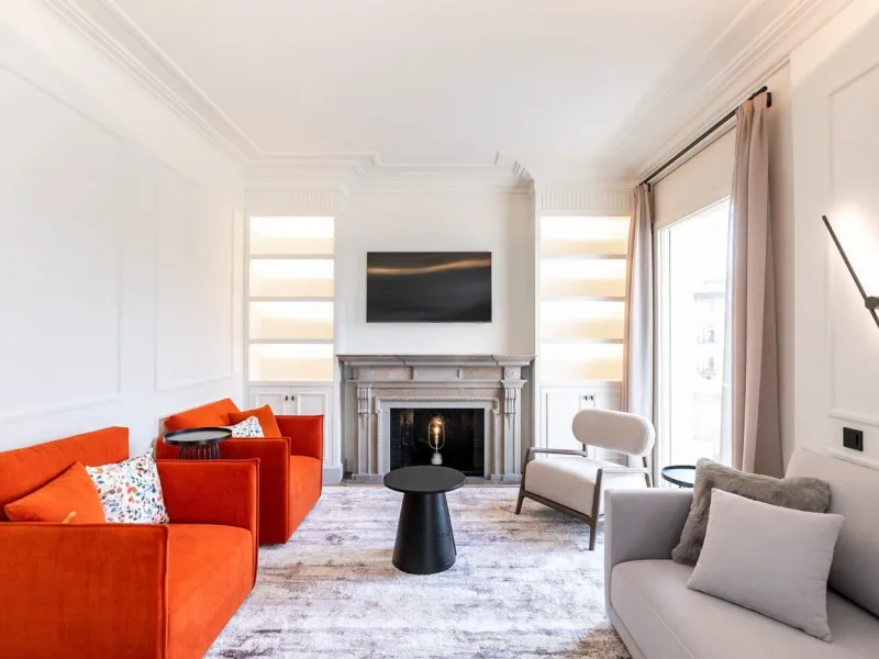 Luxury Apartment with Terrace and Casa Batlló Views on Passeig de Gracia, Barcelona