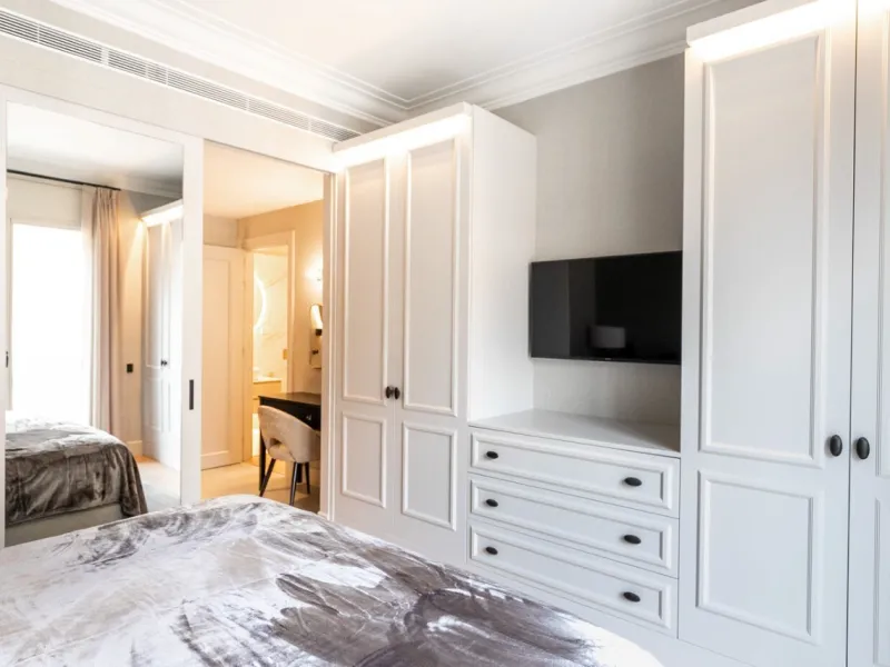 Luxury Apartment with Terrace and Casa Batlló Views on Passeig de Gracia, Barcelona