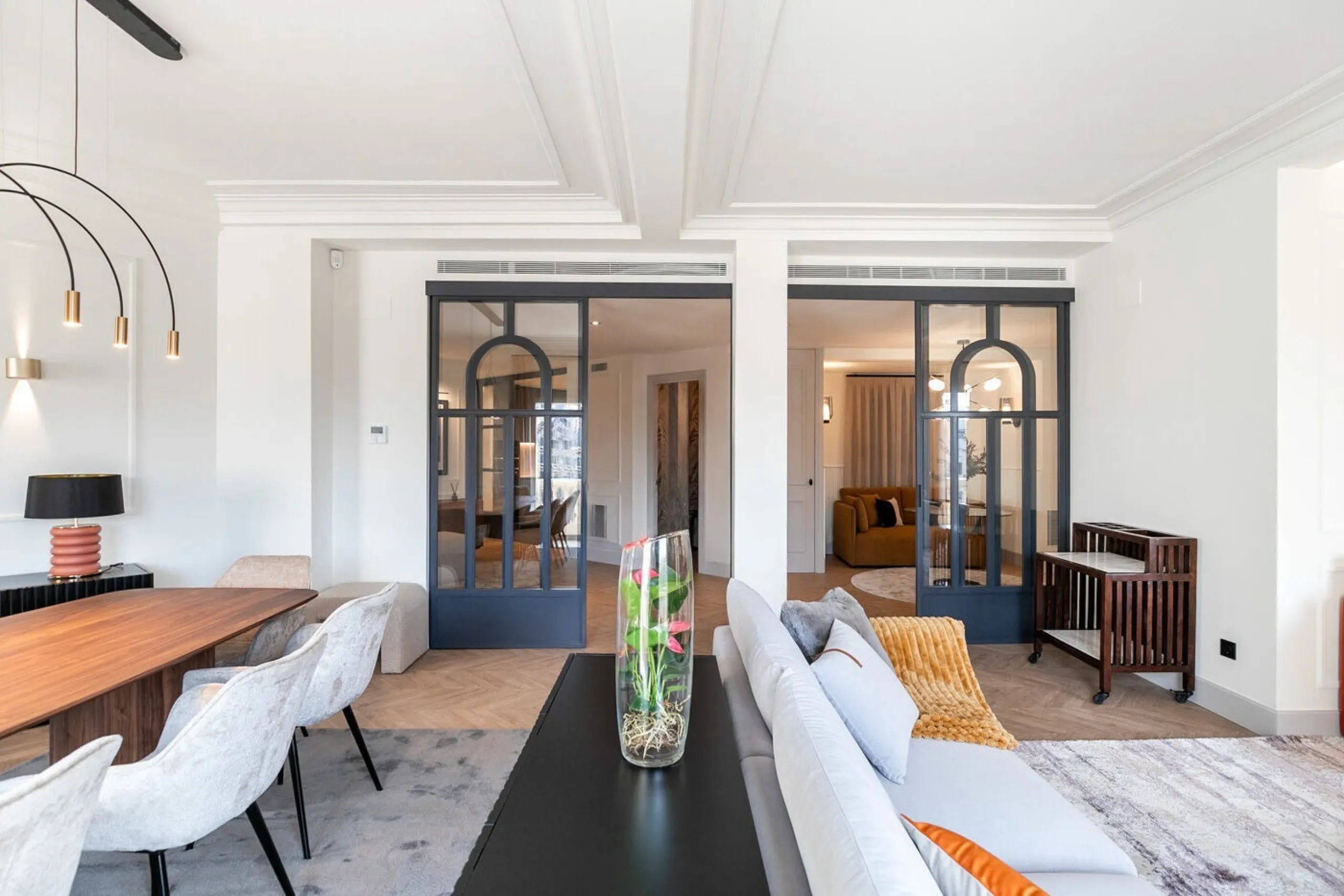 Luxury Apartment with Terrace and Casa Batlló Views on Passeig de Gracia, Barcelona