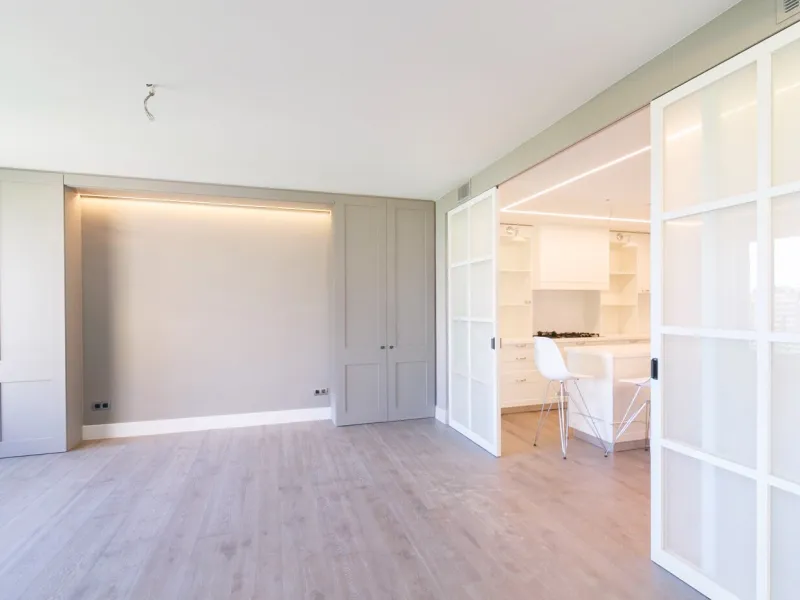 Elegant High-Floor Apartment with Park Views in Turó Park, Barcelona