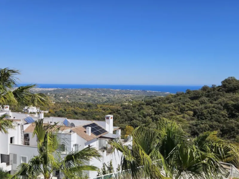 Apartment - Penthouse в продаже в Marbella, Málaga. В доме 3 спален и 2 ванных комнат. Площадь дома 114 м²
