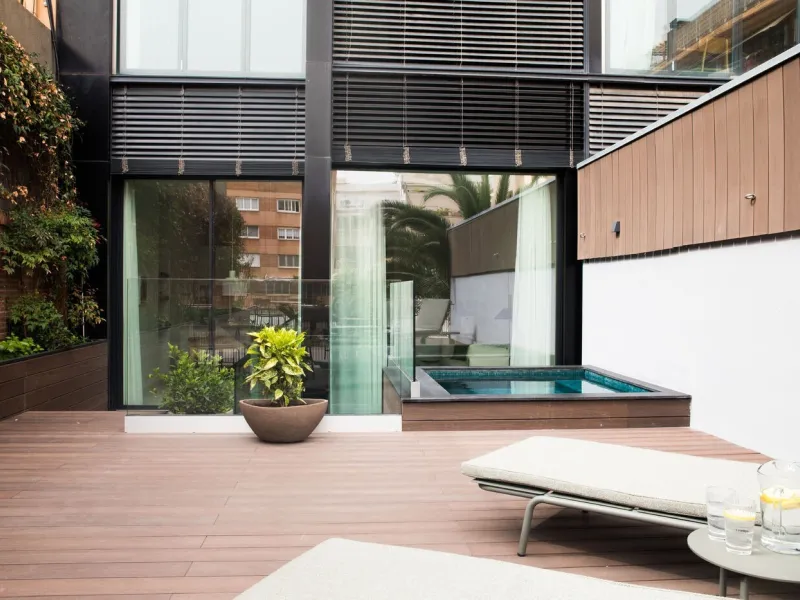 Luxury Duplex with Private Pool and Garden in Sant Gervasi, Barcelona