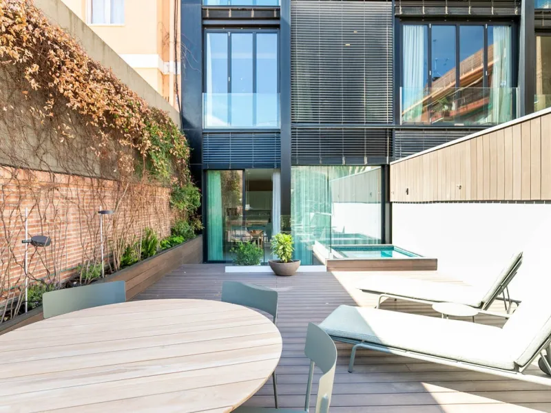 Luxury Duplex with Private Pool and Garden in Sant Gervasi, Barcelona