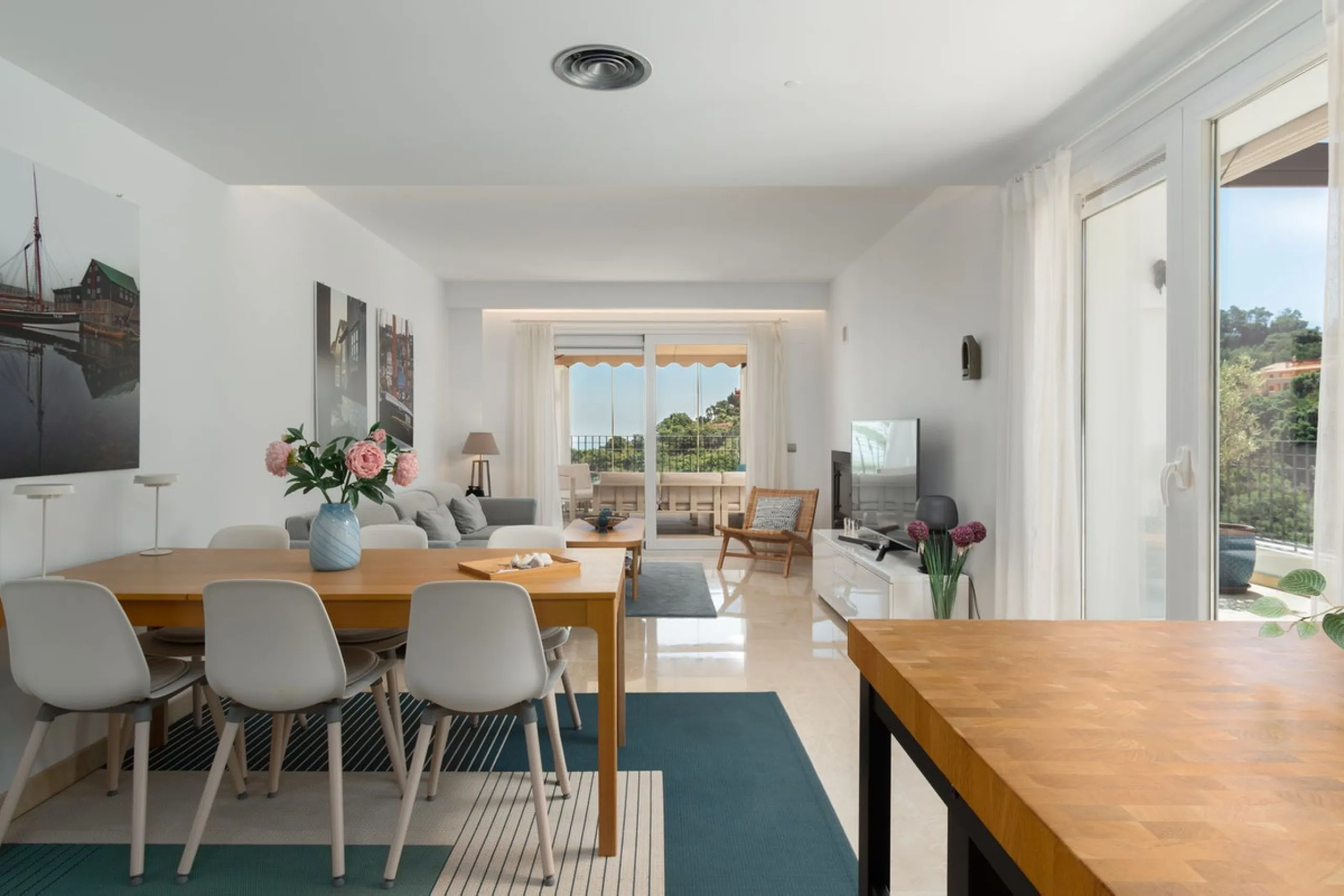 Apartment - Penthouse в продаже в Marbella, Málaga. В доме 3 спален и 2 ванных комнат. Площадь дома 114 м²
