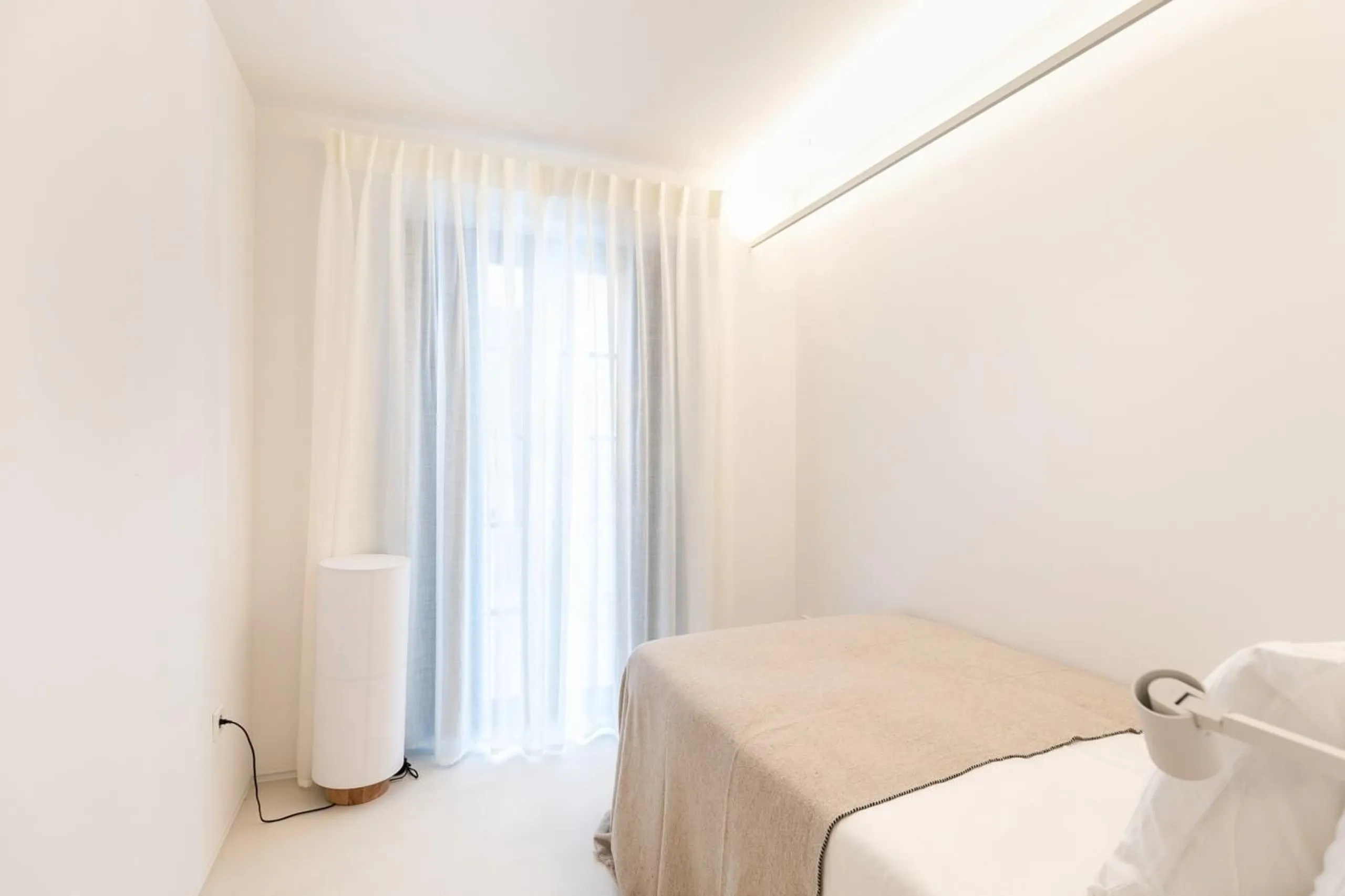 Elegant Furnished Luxury Apartment in El Gótico, Barcelona