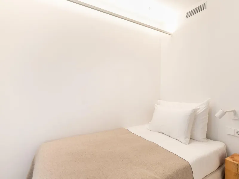 Elegant Furnished Luxury Apartment in El Gótico, Barcelona