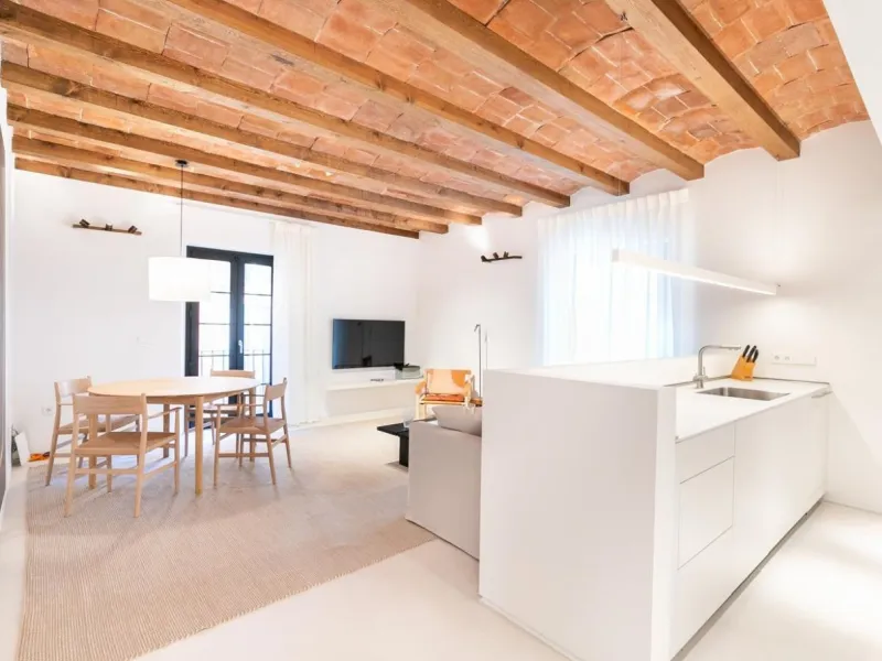 Elegant Furnished Luxury Apartment in El Gótico, Barcelona