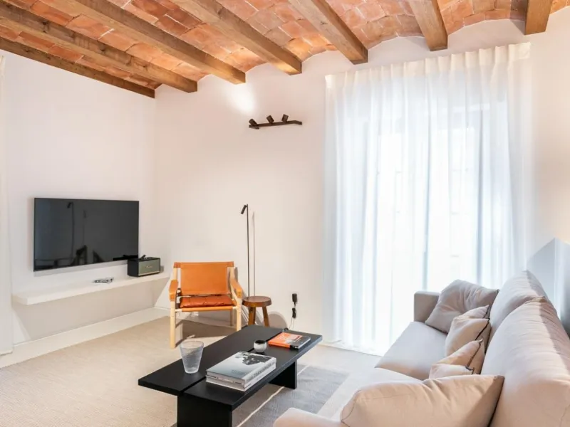 Elegant Furnished Luxury Apartment in El Gótico, Barcelona