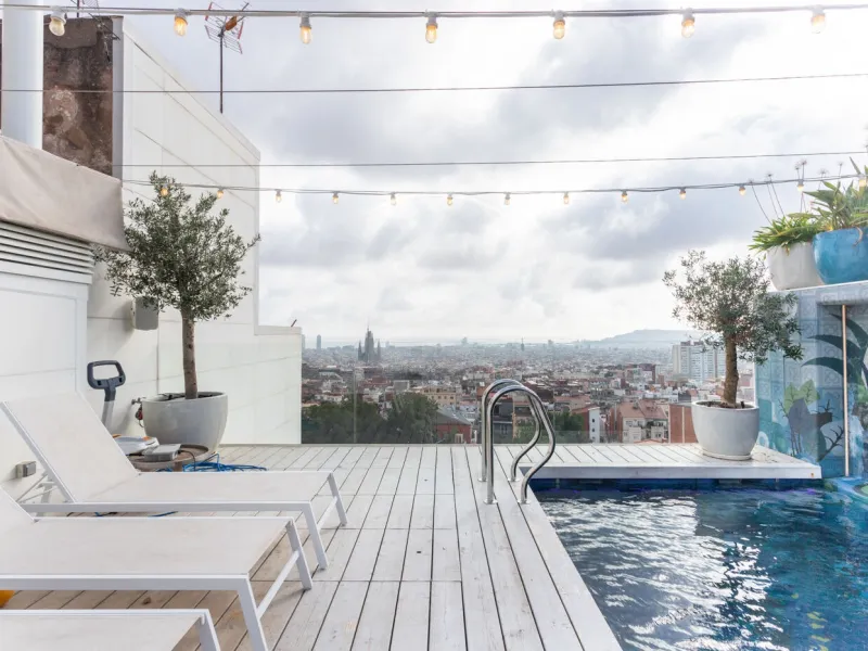 Stylish Mediterranean Home with Pool and Outdoor Terraces in Horta-Guinardó, Barcelona