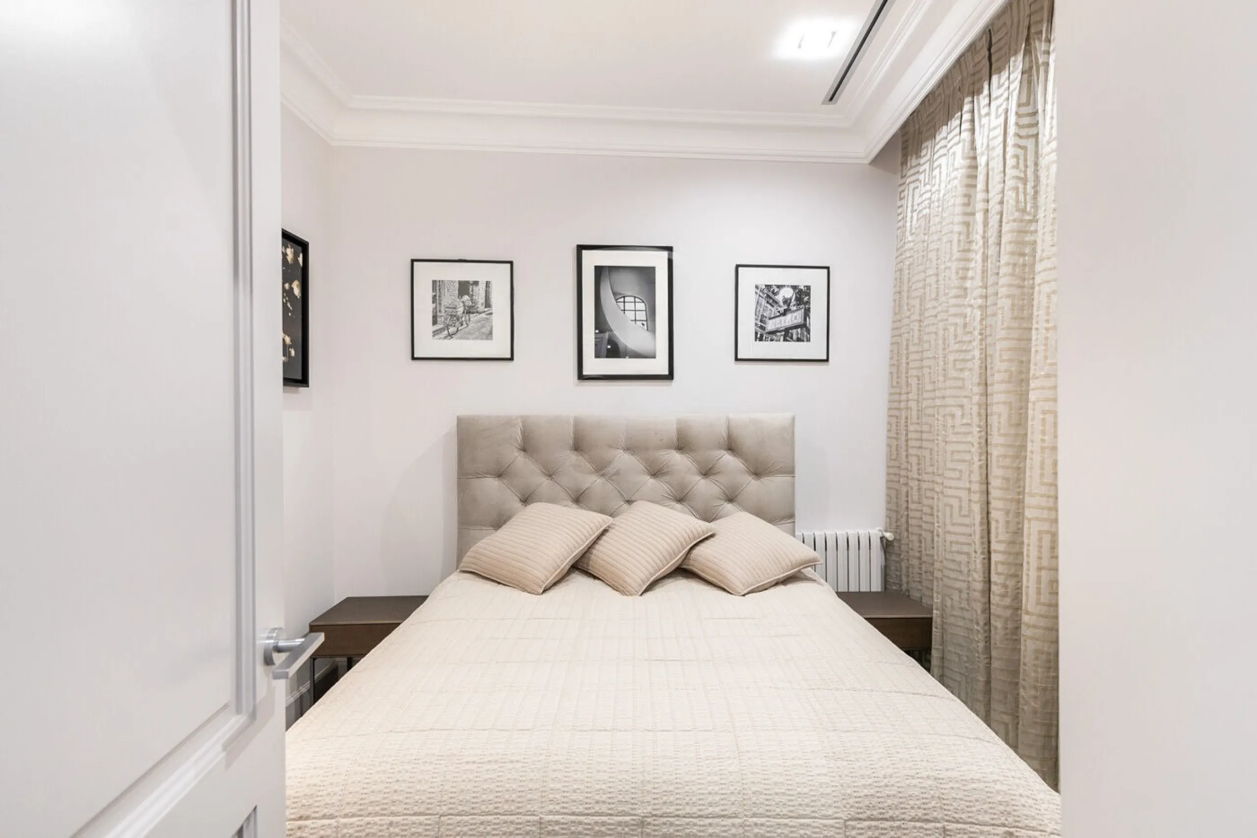 Elegant Apartment with High-Level Comfort on Passeig de Gracia, Barcelona