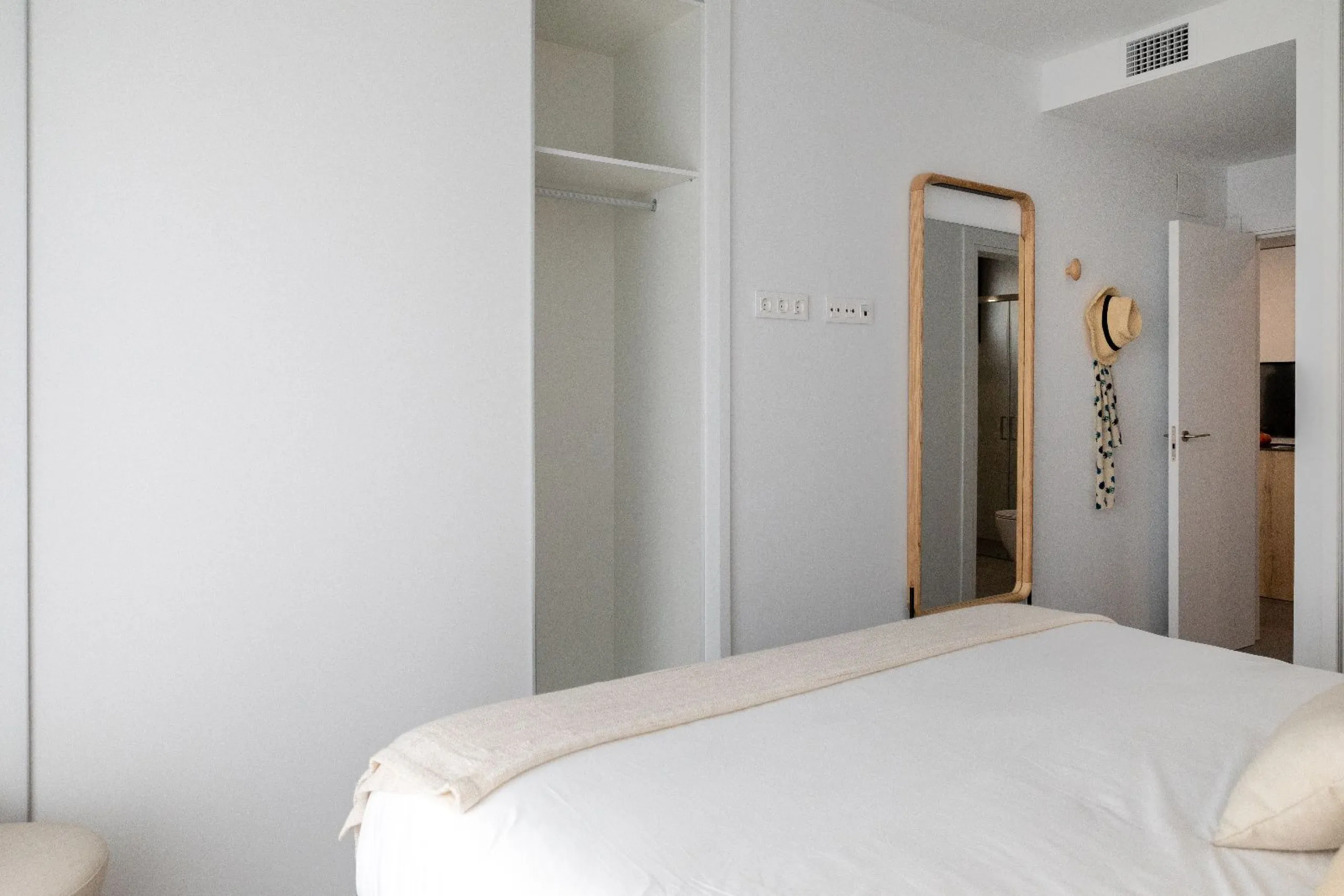 Exclusive Collection of Villas with Sea Views in Polop, Alicante