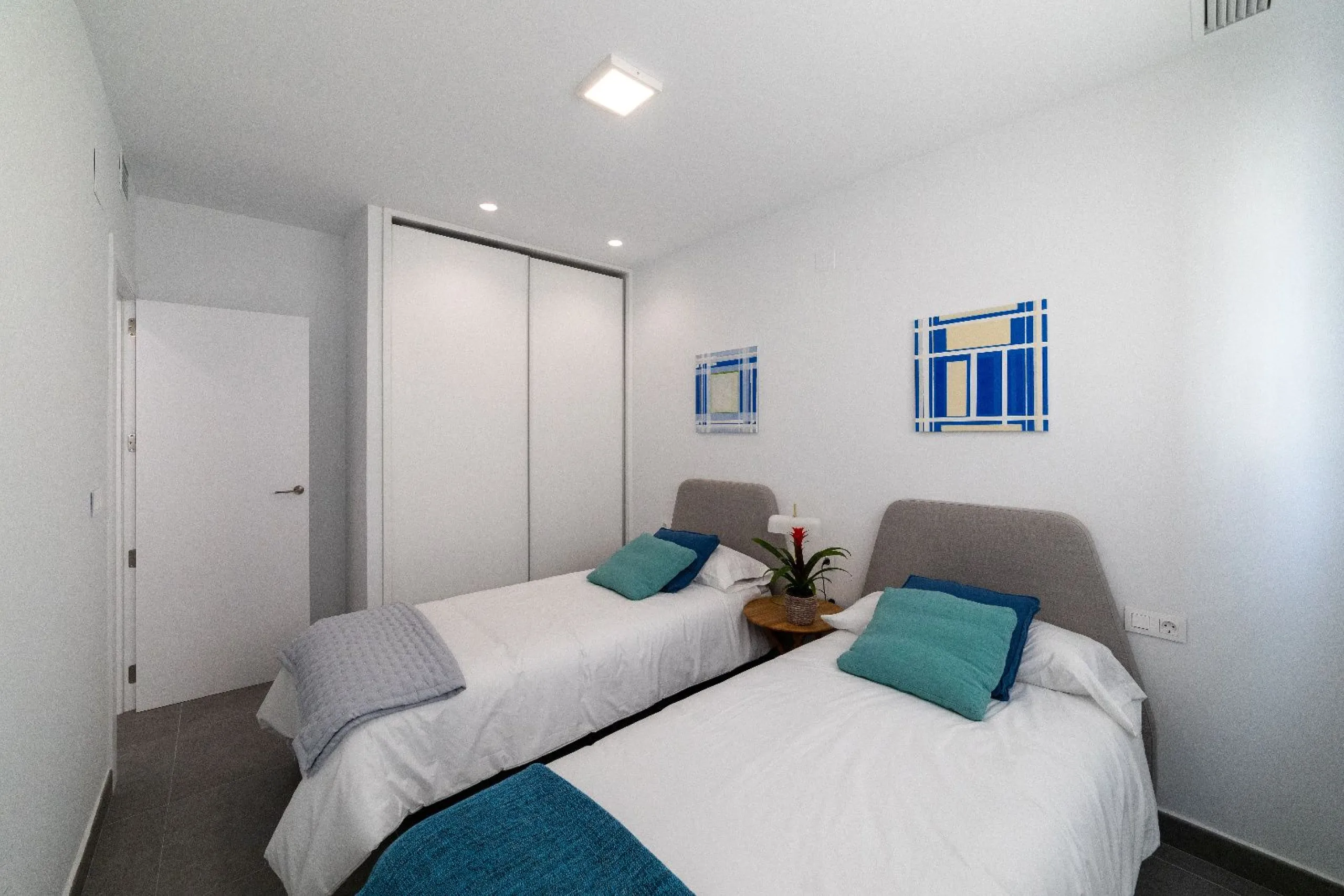 Exclusive Collection of Villas with Sea Views in Polop, Alicante