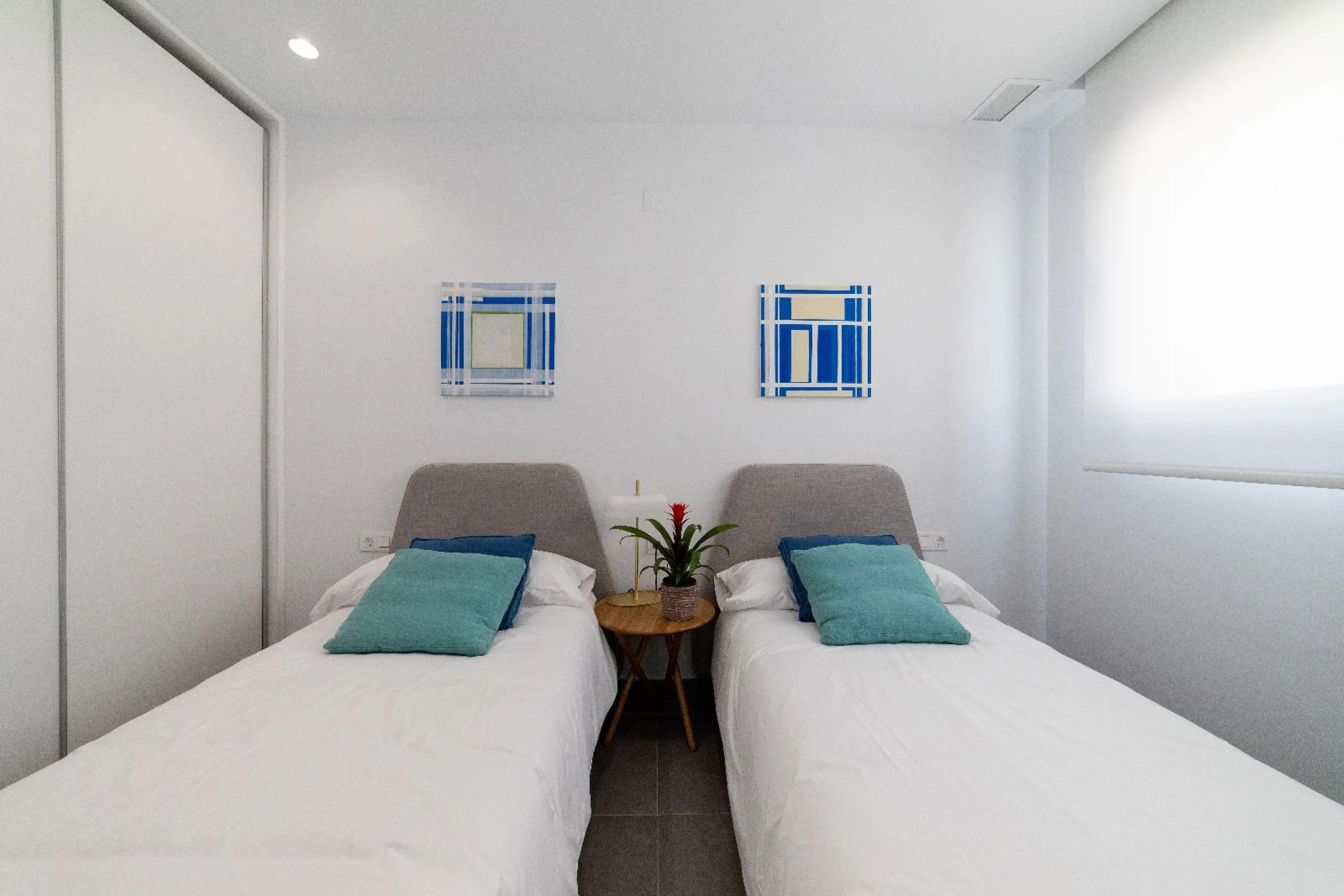 Exclusive Collection of Villas with Sea Views in Polop, Alicante