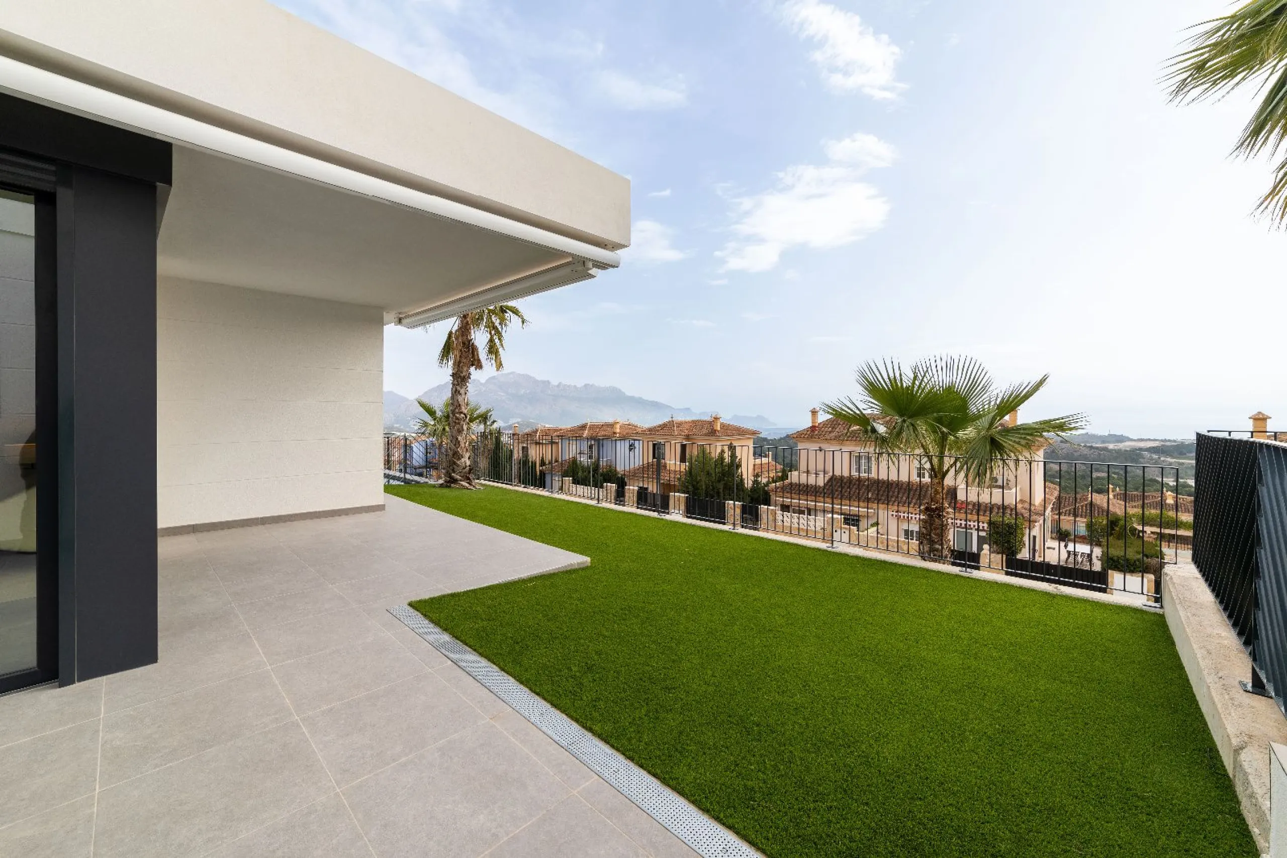 Exclusive Collection of Villas with Sea Views in Polop, Alicante