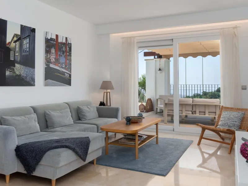 Apartment - Penthouse в продаже в Marbella, Málaga. В доме 3 спален и 2 ванных комнат. Площадь дома 114 м²